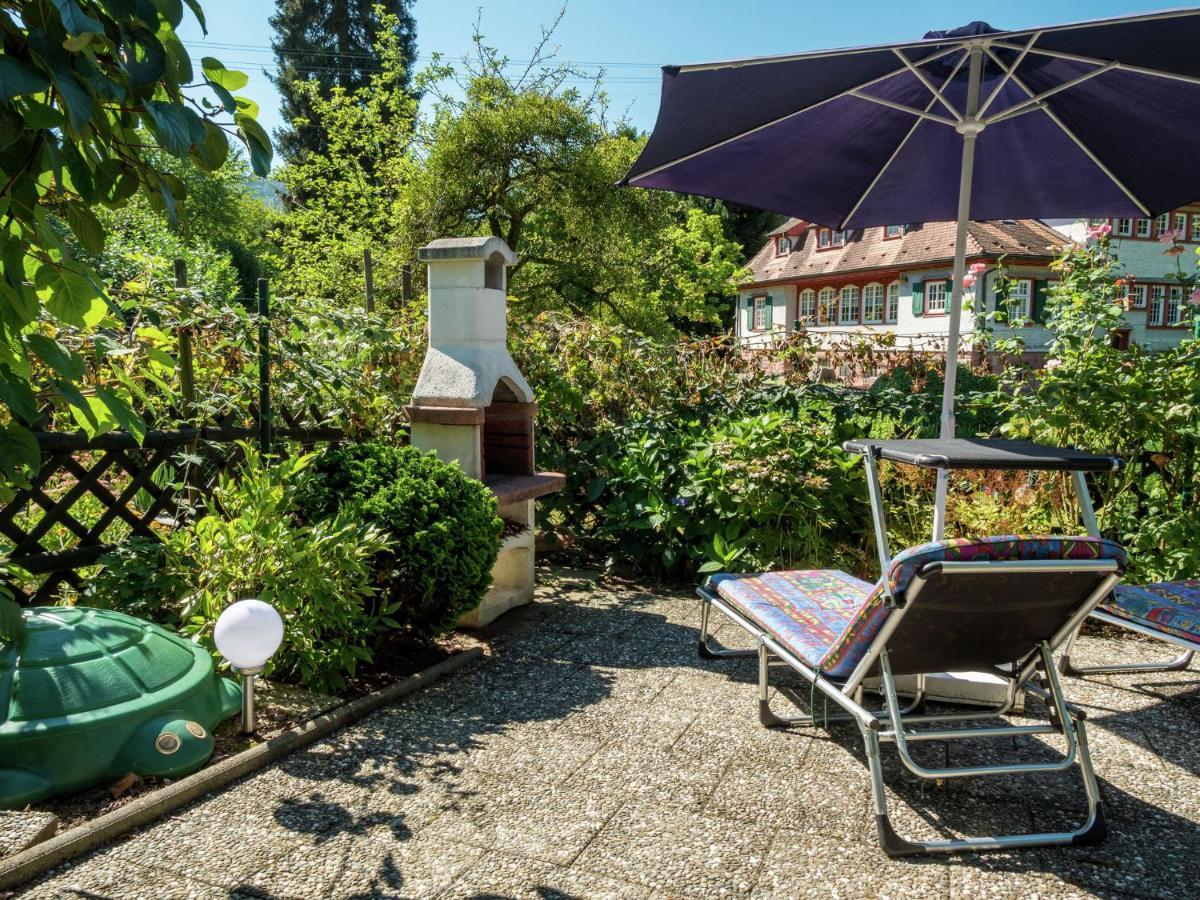 Cheerful Apartment Near City Centre Of Haslach Хаслах-им-Кинцигталь Экстерьер фото